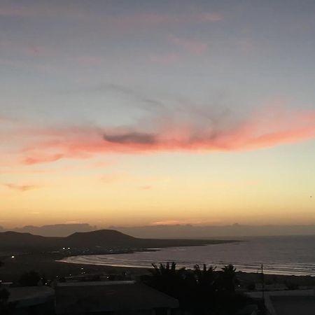 Bungalow Apartamento Sol Famara Kültér fotó